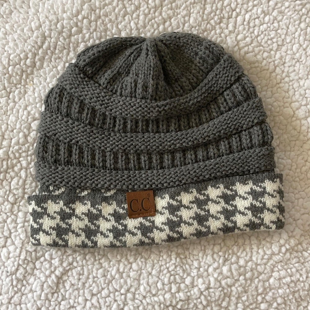 CC Beanie Grey with Patterned Cuff
